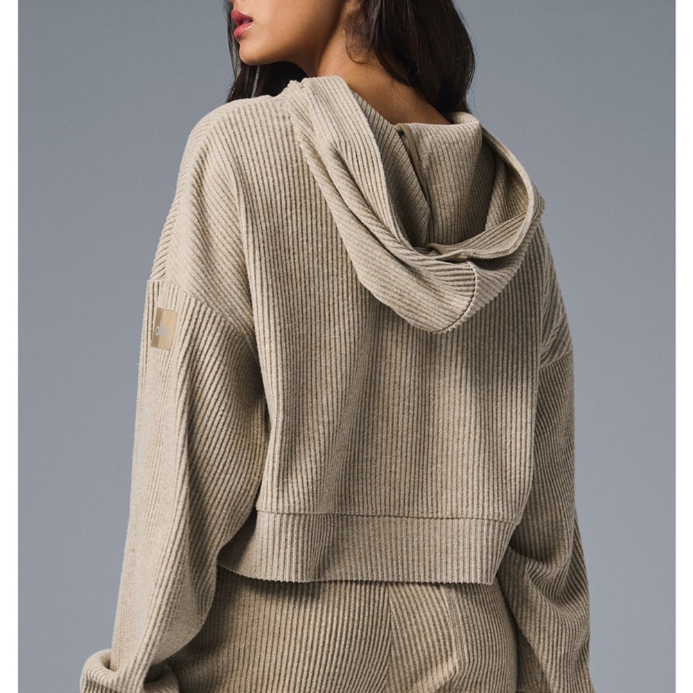 Alo Muse Hoodie and sweat pant set